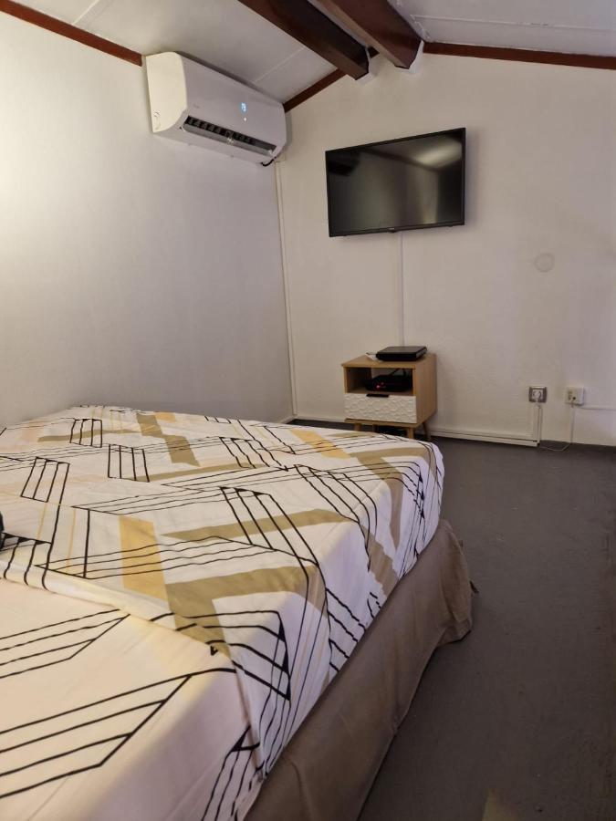 Studio Renove Au Coeur De Sainte Anne ภายนอก รูปภาพ
